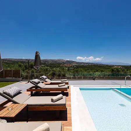 Treetop I, Private Pool, Bbq & Playground, By Thinkvilla Villa